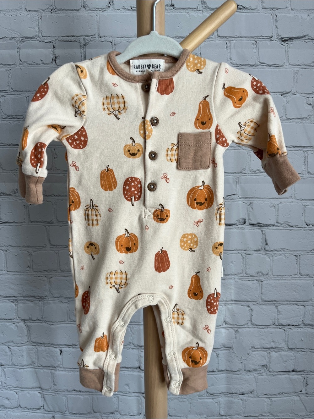 ⭐️⭐️PICK 5 / $20 Rabbit + Bear Cream Pumpkin-Print One-Piece for Baby